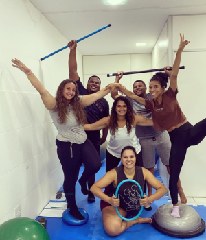 Dra-Glecia-Ribeiro-Fisioterapia-e-Pilates-em-Niteroi-Studio-Glecia-RIbeiro-curso-de-pilates3